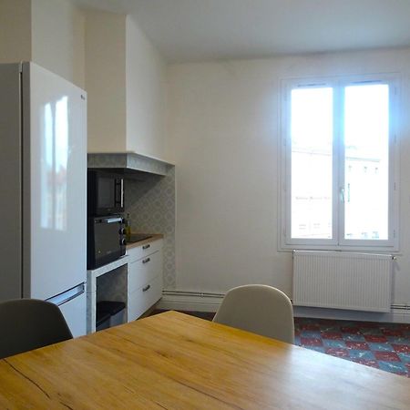 Chambre Privee Et Spacieuse Au Sein D'Un Logement Partage - Central, Quartier Villebourbon - 3 Chambres Doubles - 2 Balcons - Places De Stationnements Gratuites - 5 Min A Pied Gare Et Hypercentre Montauban Esterno foto