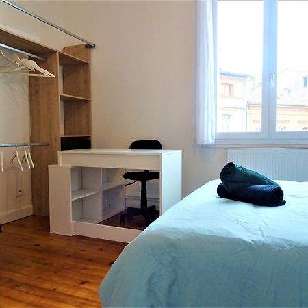 Chambre Privee Et Spacieuse Au Sein D'Un Logement Partage - Central, Quartier Villebourbon - 3 Chambres Doubles - 2 Balcons - Places De Stationnements Gratuites - 5 Min A Pied Gare Et Hypercentre Montauban Esterno foto