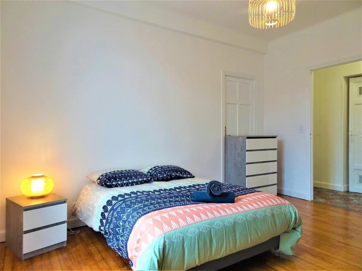 Chambre Privee Et Spacieuse Au Sein D'Un Logement Partage - Central, Quartier Villebourbon - 3 Chambres Doubles - 2 Balcons - Places De Stationnements Gratuites - 5 Min A Pied Gare Et Hypercentre Montauban Esterno foto