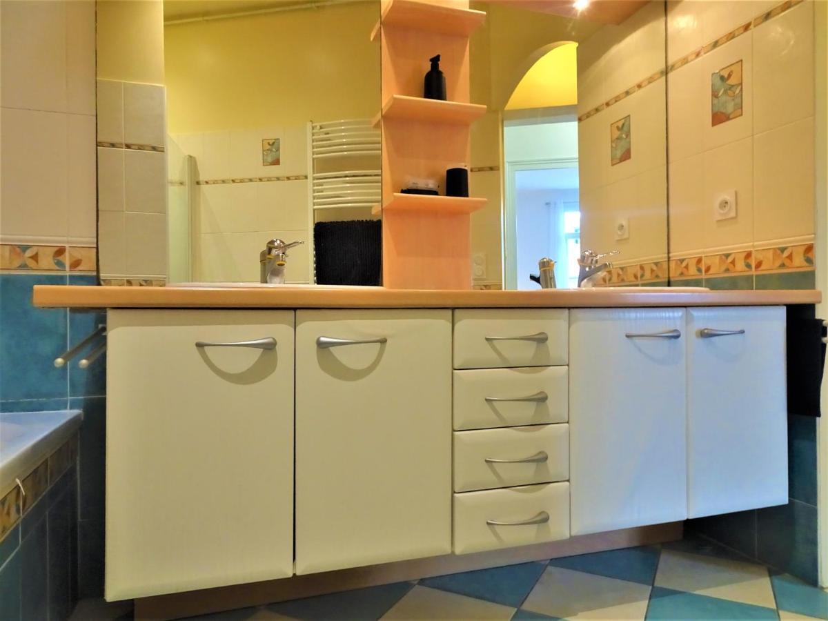 Chambre Privee Et Spacieuse Au Sein D'Un Logement Partage - Central, Quartier Villebourbon - 3 Chambres Doubles - 2 Balcons - Places De Stationnements Gratuites - 5 Min A Pied Gare Et Hypercentre Montauban Esterno foto